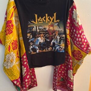 JACKYL 🌸 Kantha Band Tee Shirt Poncho Top
Handmade Boho One of a Kind. One size
